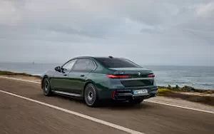   BMW i7 M70 xDrive (Aurora Diamond Green) - 2023