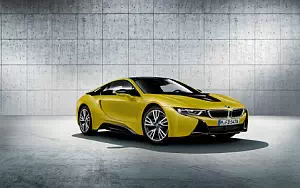   BMW i8 Frozen Yellow Edition - 2017