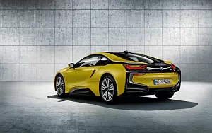   BMW i8 Frozen Yellow Edition - 2017