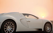   Bugatti Veyron White - 2008