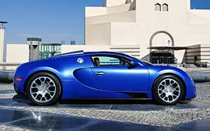   Bugatti Veyron Grand Sport Roadster - 2011