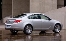   Buick Regal - 2011