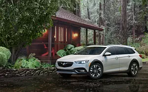   Buick Regal TourX - 2017