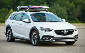   Buick Regal TourX - 2017