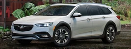 Buick Regal TourX - 2017