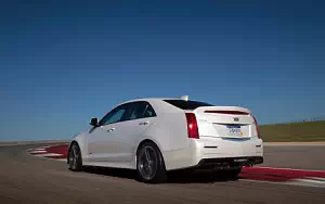   Cadillac ATS-V - 2016