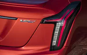   Cadillac CT5-V - 2019