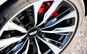  Cadillac CT5-V Blackwing - 2021