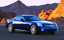  Cadillac XLR 2004