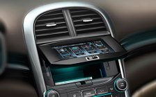   Chevrolet Malibu LTZ - 2011