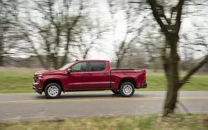   Chevrolet Silverado RST Crew Cab - 2018