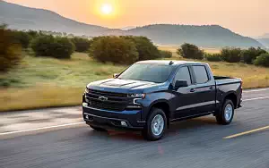   Chevrolet Silverado RST Crew Cab - 2018