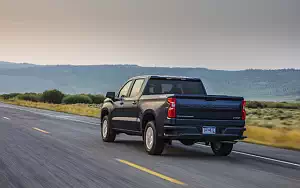   Chevrolet Silverado RST Crew Cab - 2018