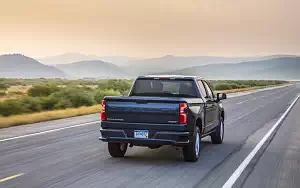   Chevrolet Silverado RST Crew Cab - 2018