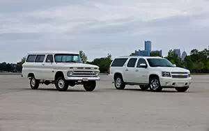   Chevrolet Suburban - 1966