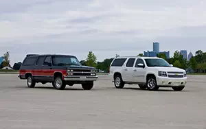   Chevrolet Suburban - 1990