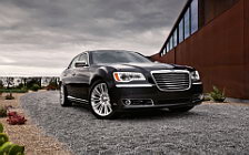   Chrysler 300 - 2011