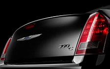   Chrysler 300 - 2011