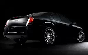   Chrysler 300C John Varvatos Limited Edition - 2013