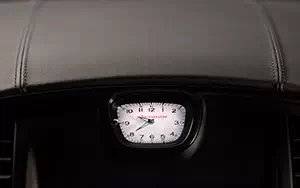   Chrysler 300C John Varvatos Limited Edition - 2013