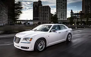   Chrysler 300 Motown - 2013