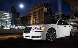   Chrysler 300 Motown - 2013