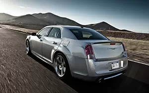   Chrysler 300 SRT8 - 2013