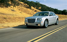   Chrysler 300C - 2005