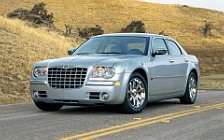   Chrysler 300C - 2005