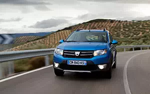   Dacia Sandero Stepway - 2012