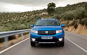   Dacia Sandero Stepway - 2012