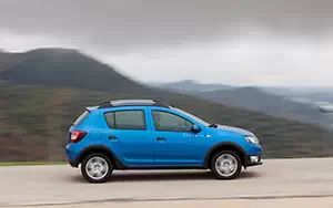   Dacia Sandero Stepway - 2012