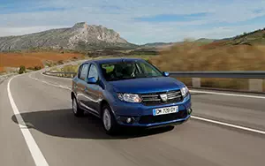   Dacia Sandero - 2012