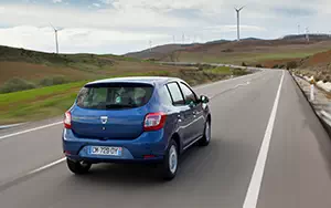   Dacia Sandero - 2012