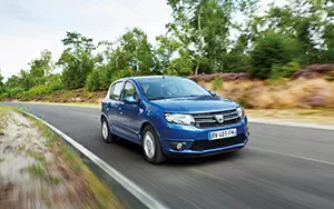   Dacia Sandero - 2012