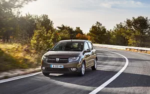   Dacia Sandero - 2016