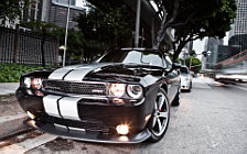   Dodge Challenger SRT8 392 - 2012