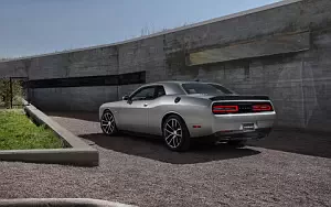   Dodge Challenger 392 HEMI Scat Pack Shaker - 2015