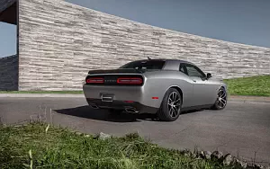   Dodge Challenger 392 HEMI Scat Pack Shaker - 2015