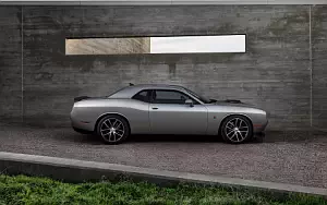   Dodge Challenger 392 HEMI Scat Pack Shaker - 2015