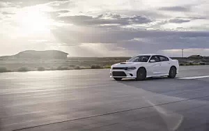   Dodge Charger SRT Hellcat - 2015