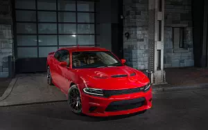   Dodge Charger SRT Hellcat - 2015