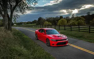   Dodge Charger SRT Hellcat - 2015