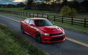   Dodge Charger SRT Hellcat - 2015