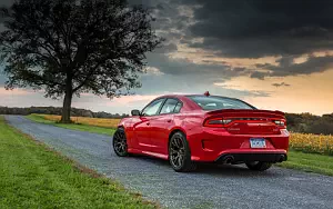   Dodge Charger SRT Hellcat - 2015