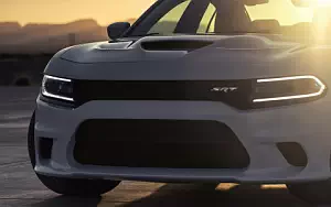   Dodge Charger SRT Hellcat - 2015