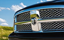   Dodge Ram Laramie Longhorn - 2011