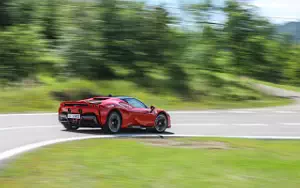   Ferrari SF90 Stradale - 2020