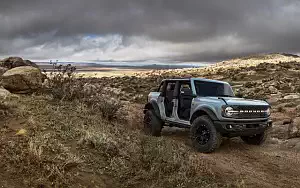   Ford Bronco 4-Door Badlands - 2020