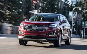   Ford Edge Titanium - 2018